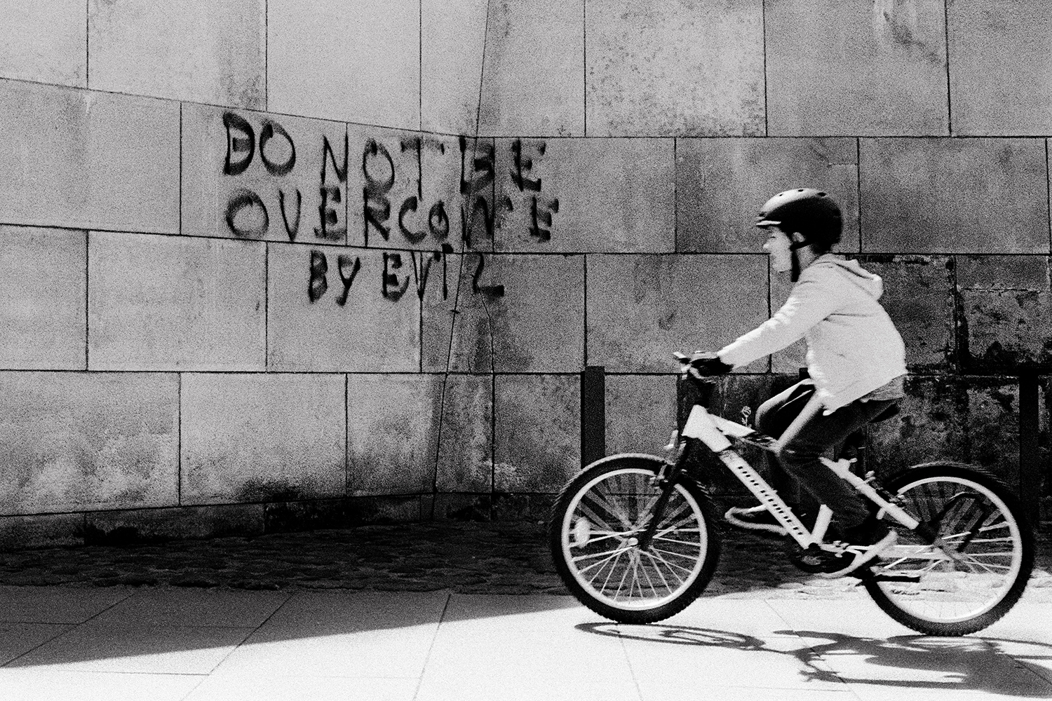 LeicaM6-Tri_X400-May21-Roll06-05R